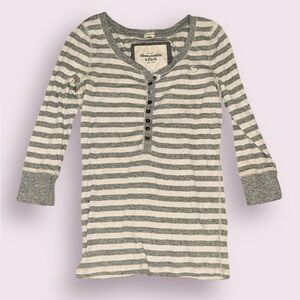 ✨Abercrombie & Fitch Y2K Shirt